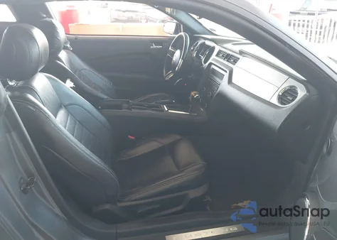 2012 Ford Mustang V6 Premium z USA, uszkodzony, nr VIN 1ZVBP8AM7C5267581